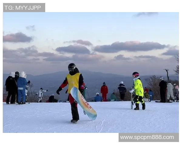 冰雪运动青训体系创新与发展探索助力年轻球员成长之路