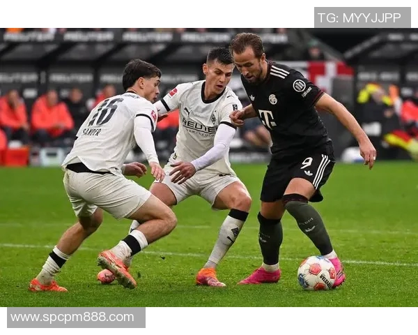 拜仁客场一球险胜门兴难挡冠军气势 拜仁客场一球险胜门兴难挡冠军气势