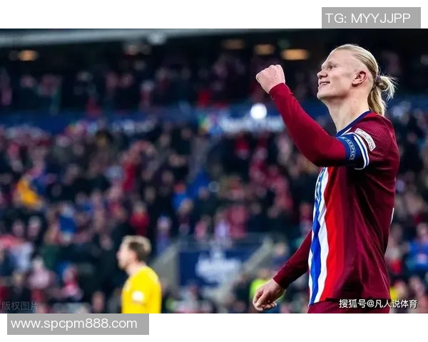 哈兰德精彩头球助攻曼城再创辉煌展现超级前锋实力