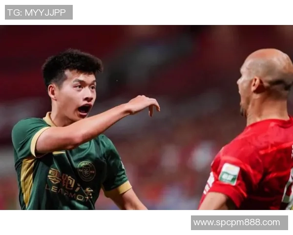 刘浩帆在激烈对抗中争顶浙江队展现出色竞技状态与团队精神