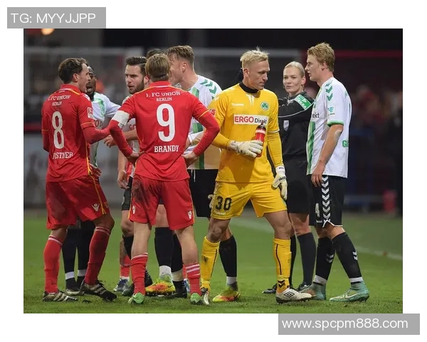 多支德甲球队陷入榜尾深渊，降级风险悄然逼近