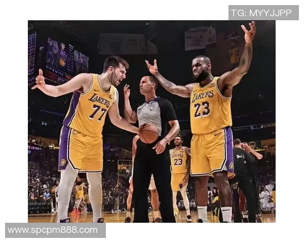 湖人成员揭示比赛表现，公开团队内部矛盾