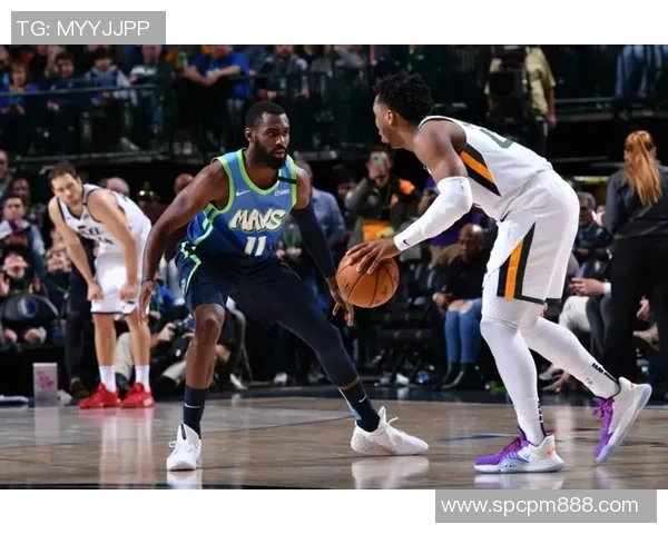 爵士队客场击败小牛队，取得四连胜继续领跑西部